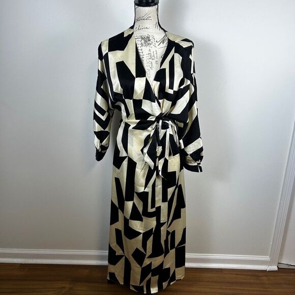 Dress Forum Dresses & Skirts - Dress Forum Los Angeles NY&C Geometric Wrap Maxi Dress Womens Medium Black Cream
